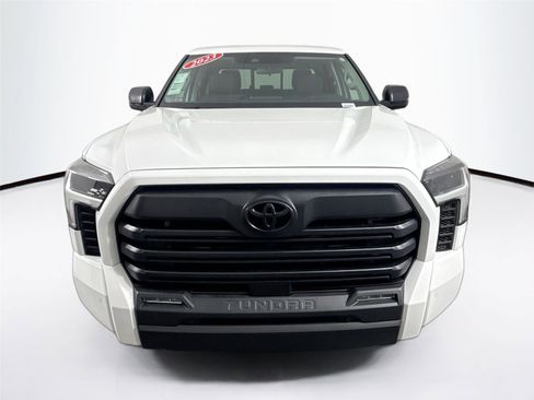 Used 2023 Toyota Tundra SR5 w/ SR5 Convenience Package AWD/4WD image 8