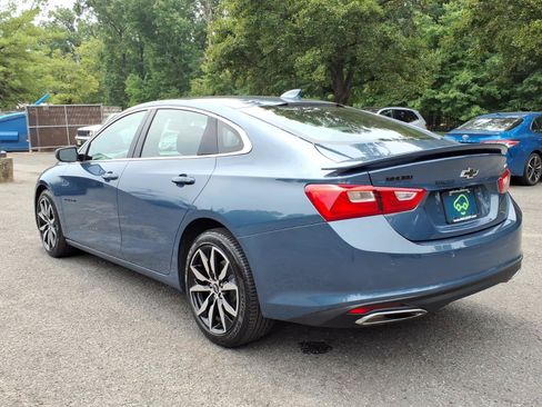 Used 2025 Chevrolet Malibu RS FWD image 4