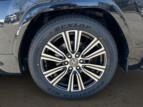 New 2026 Lexus LX 700h Luxury image 26