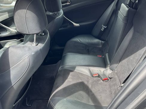 Used 2011 Lexus IS 250 w/ F-Sport Pkg w/Summer Tires RWD image 17