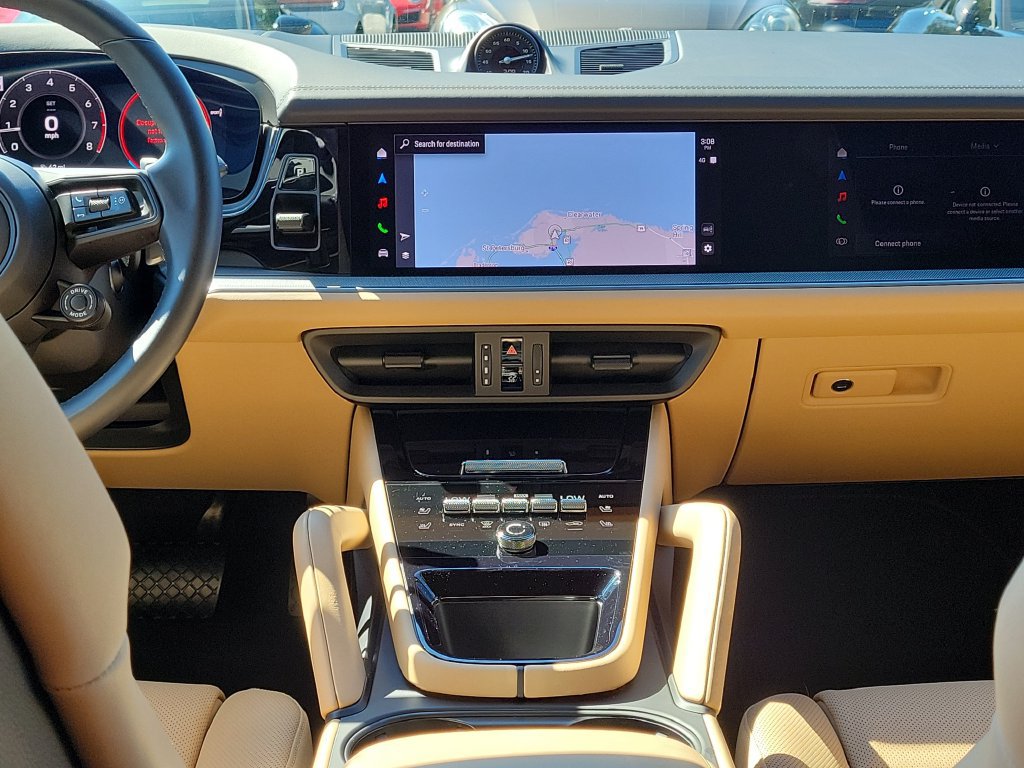 Certified 2026 Porsche Cayenne Coupe AWD/4WD image 22