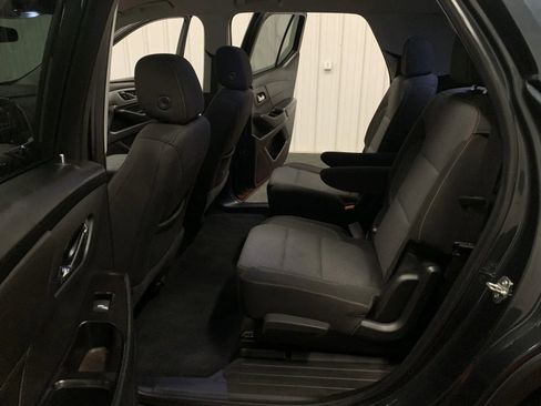Used 2019 Chevrolet Traverse LT image 43