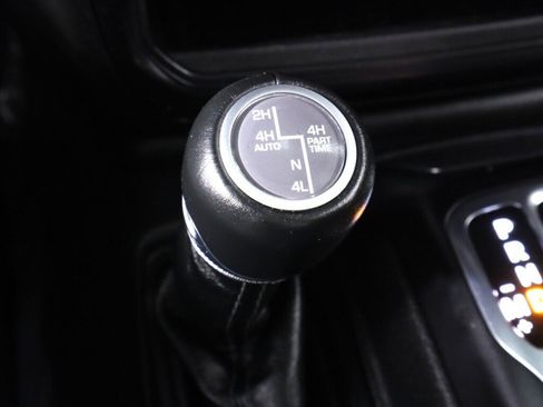 Used 2024 Jeep Wrangler Unlimited Sahara w/ Safety Group AWD/4WD image 26