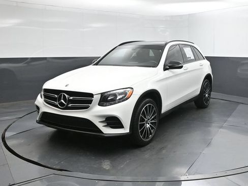 Used 2018 Mercedes-Benz GLC 300 image 1