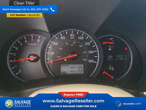 Used 2012 Nissan Quest SL image 4