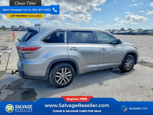 Used 2014 Toyota Highlander LE image 4