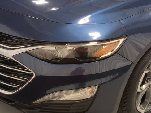 Used 2020 Chevrolet Malibu LT FWD image 14