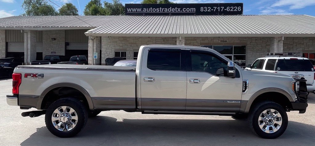 Used 2018 Ford F350 King Ranch w/ King Ranch Ultimate Package AWD/4WD image 4