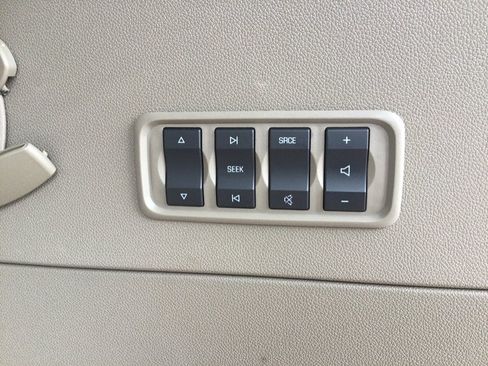Used 2013 GMC Acadia Denali AWD/4WD image 19