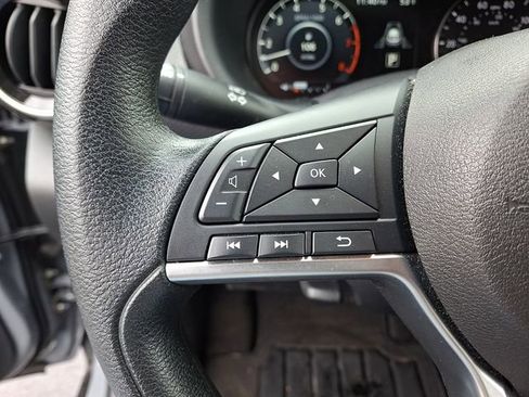 Used 2023 Nissan Kicks SV FWD image 23