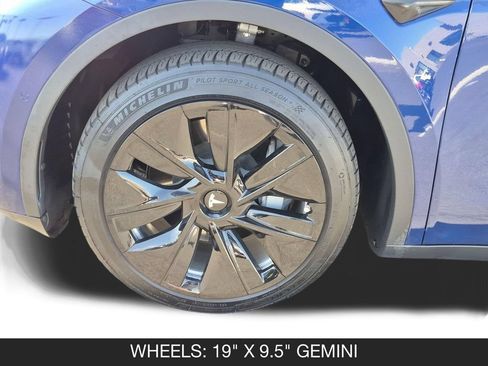Used 2020 Tesla Model Y Long Range AWD/4WD image 11
