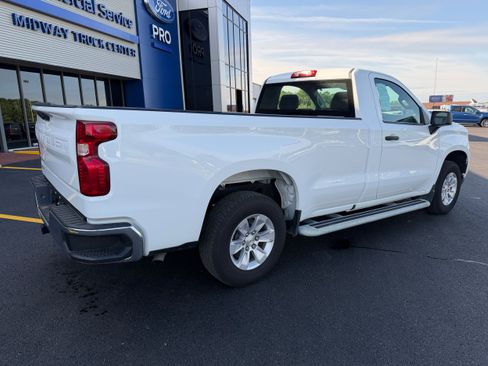 Used 2025 Chevrolet Silverado 1500 W/T RWD image 9