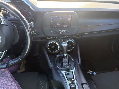 Used 2021 Chevrolet Camaro LT image 16