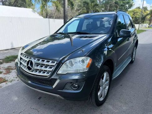Used 2011 Mercedes-Benz ML 350 4MATIC image 4