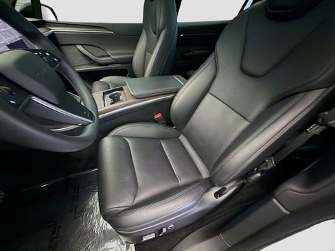 Used 2023 Tesla Model X AWD/4WD image 11