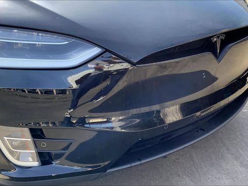 Used 2018 Tesla Model X 100D image 28