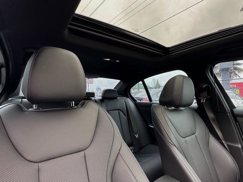 Used 2024 BMW 330i Sedan w/ M Sport Package image 18
