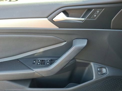 Certified 2023 Volkswagen Jetta Sport image 14