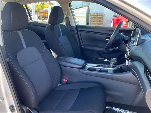 Used 2023 Nissan Sentra SV image 16