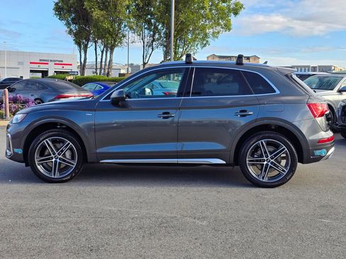 Used 2023 Audi Q5 e Premium w/ Convenience Package AWD/4WD image 35