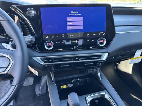 New 2026 Lexus RX 450h AWD image 26