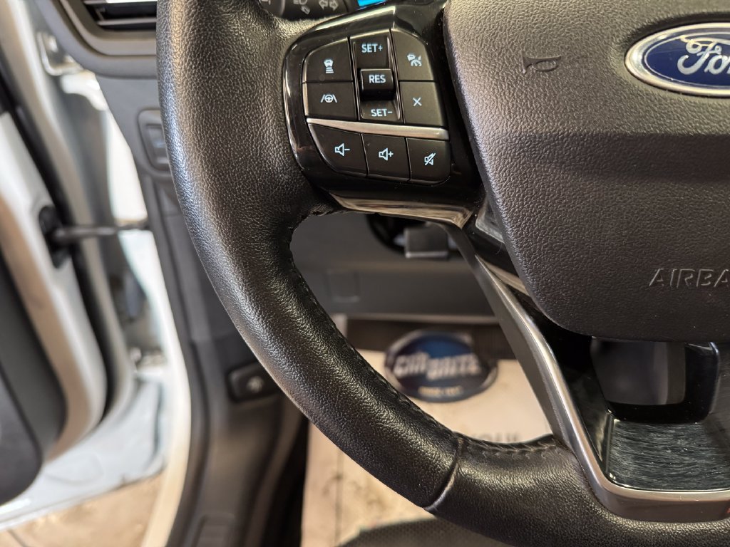Used 2021 Ford Escape SEL AWD/4WD image 11