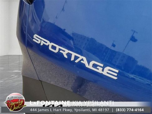 Certified 2025 Kia Sportage EX image 11