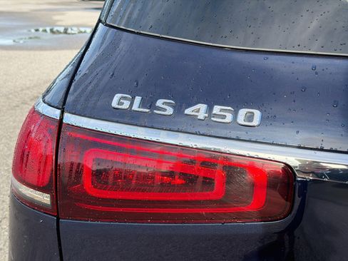 Used 2020 Mercedes-Benz GLS 450 4MATIC image 10