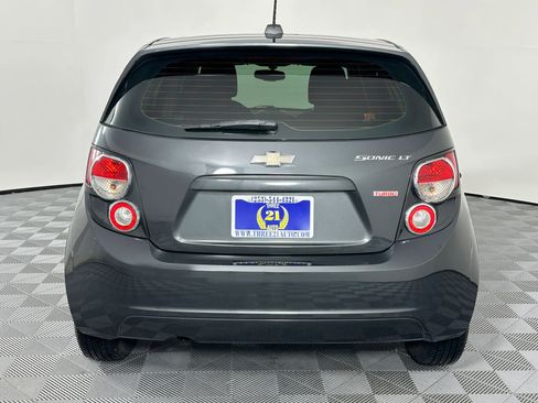 Used 2015 Chevrolet Sonic LT image 10