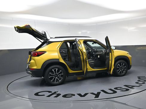 New 2025 Chevrolet TrailBlazer ACTIV w/ Convenience Package FWD image 29