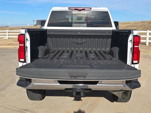 Used 2025 Chevrolet Silverado 2500 LTZ w/ LTZ Premium Package image 13