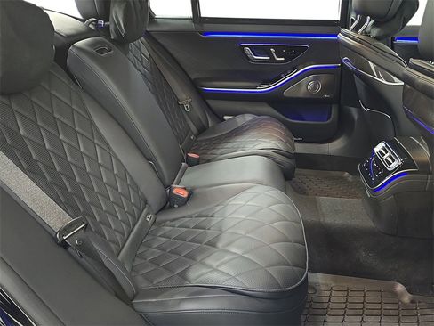 Used 2025 Mercedes-Benz S 580 4MATIC Sedan image 26