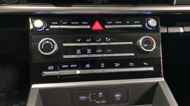 New 2026 Hyundai Santa Fe SE AWD/4WD image 17