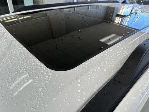 New 2025 Ford Expedition Active image 6