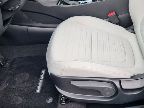 New 2026 Hyundai Santa Cruz SE image 9