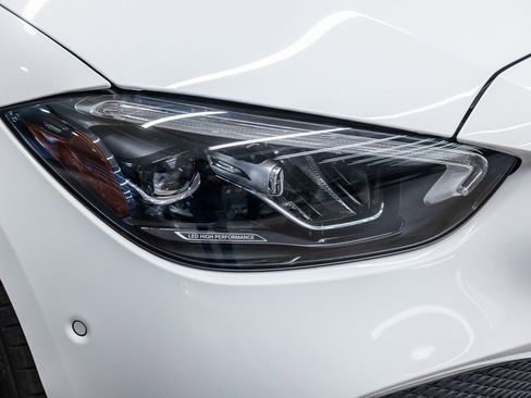 Used 2025 Mercedes-Benz C 300 4MATIC Sedan image 10