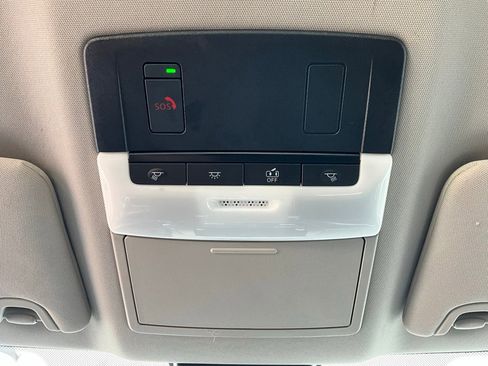 Used 2025 Nissan Altima 2.5 SV image 17