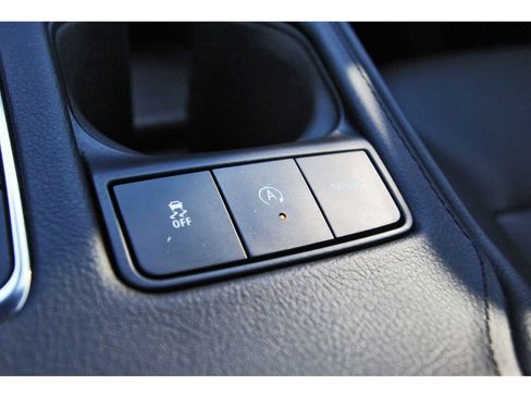 Certified 2024 Cadillac XT4 Premium Luxury image 27