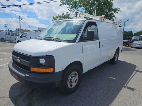 Used 2009 Chevrolet Express 2500 RWD image 1