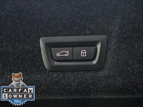 Used 2025 BMW 330i xDrive Sedan image 8