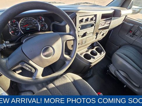 Used 2024 GMC Savana 2500 w/ Driver Convenience Package image 12