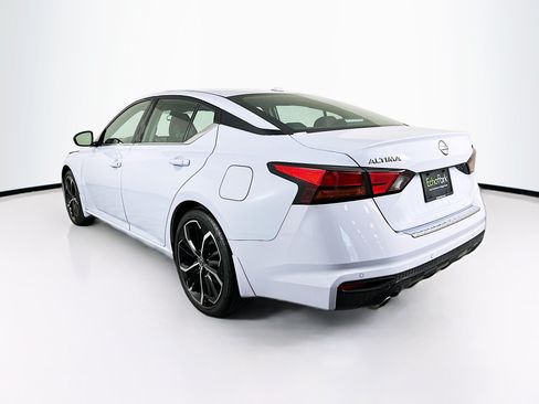 Used 2023 Nissan Altima 2.5 SR FWD image 5