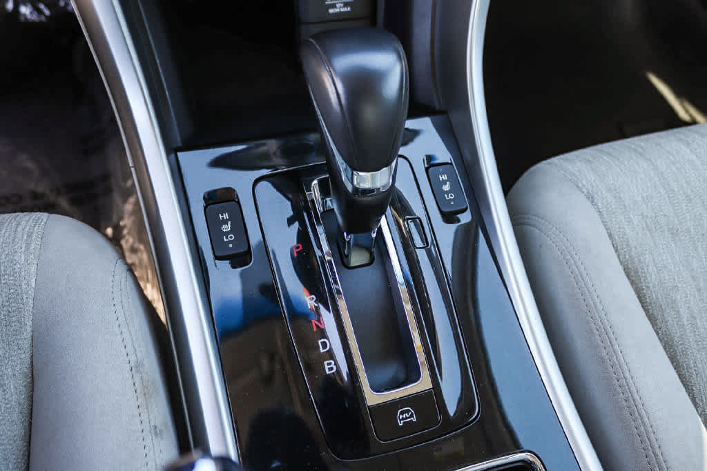 Used 2014 Honda Accord Plug-In Sedan image 19