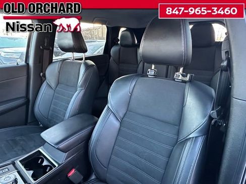 Used 2024 Mitsubishi Outlander SE Black Edition image 11