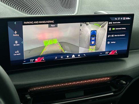 Used 2025 BMW 330i xDrive Sedan w/ M Sport Package image 24