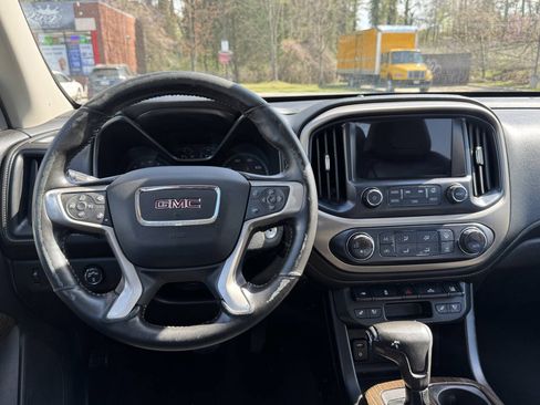 Used 2018 GMC Canyon Denali AWD/4WD image 11