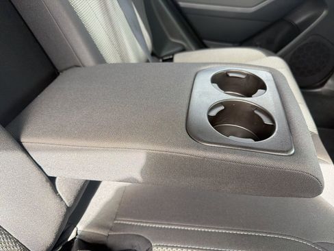 Used 2024 Subaru Crosstrek 2.0i Premium image 23