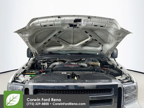 Used 2005 Ford F250 Lariat image 26