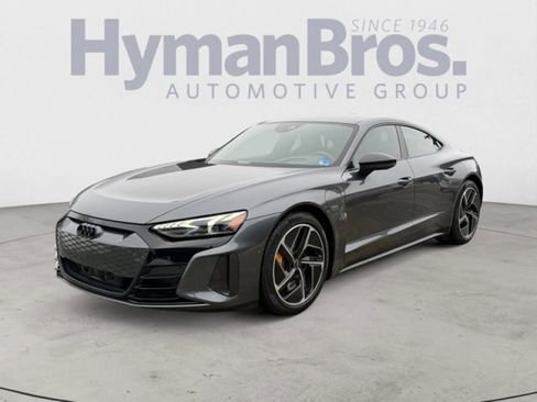 Used 2023 Audi RS e-tron GT w/ Carbon Performance Package image 7