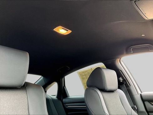 Used 2022 Honda Accord Sport image 17